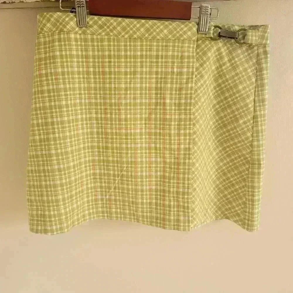 Urban Outfitters Green Striped Skirt With Buckle Size Large